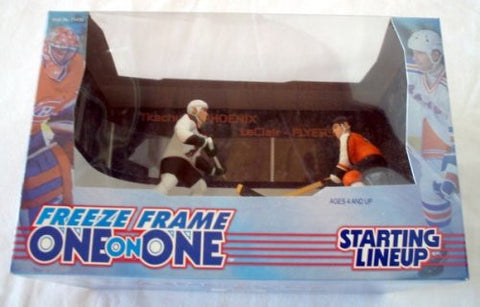 1998 John LeClair vs. Keith Tkachuk NHL 1 on 1 Starting Lineup Freeze Frame