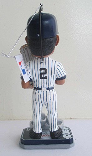 Derek Jeter Holiday Ornament Bobble Head 2014 Only 360 were made each numbered New York Yankees Farewell