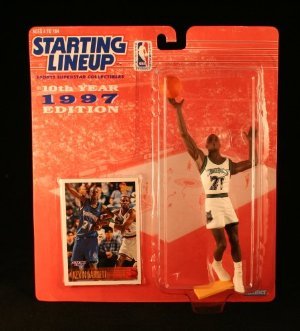 KEVIN GARNETT / MINNESOTA TIMBERWOLVES * 1997 * NBA Starting Lineup & Exclusive TOPPS Collector Trading Card