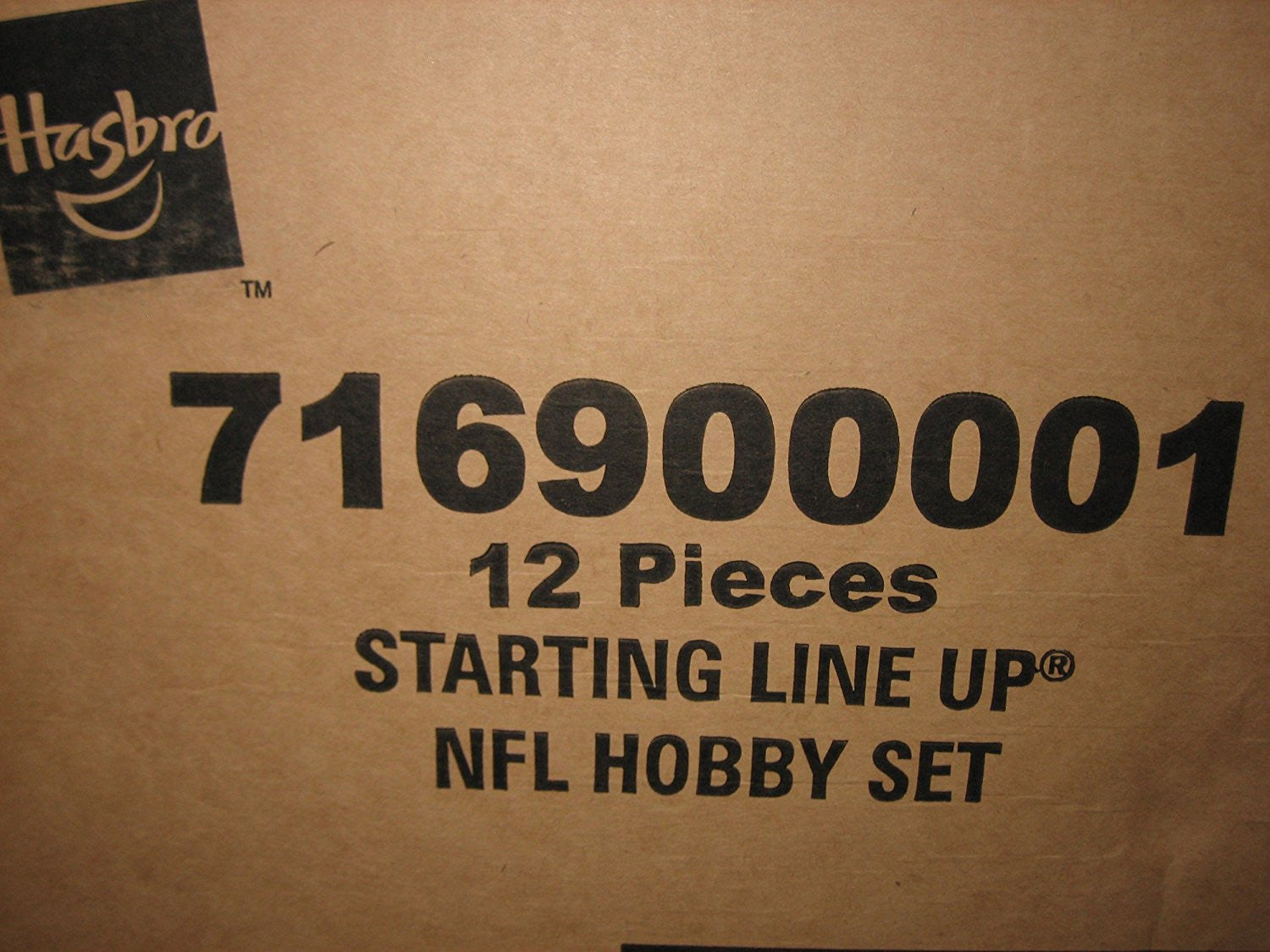2000 Football NFL Hobby Factory Case of 12 Figures Sealed